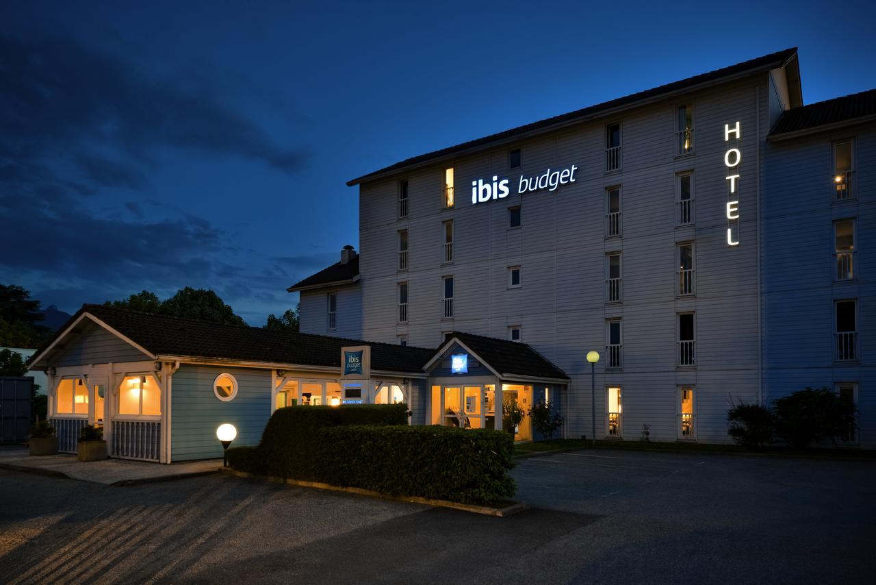 Ibis Budget Chambery Centre Ville Exterior photo